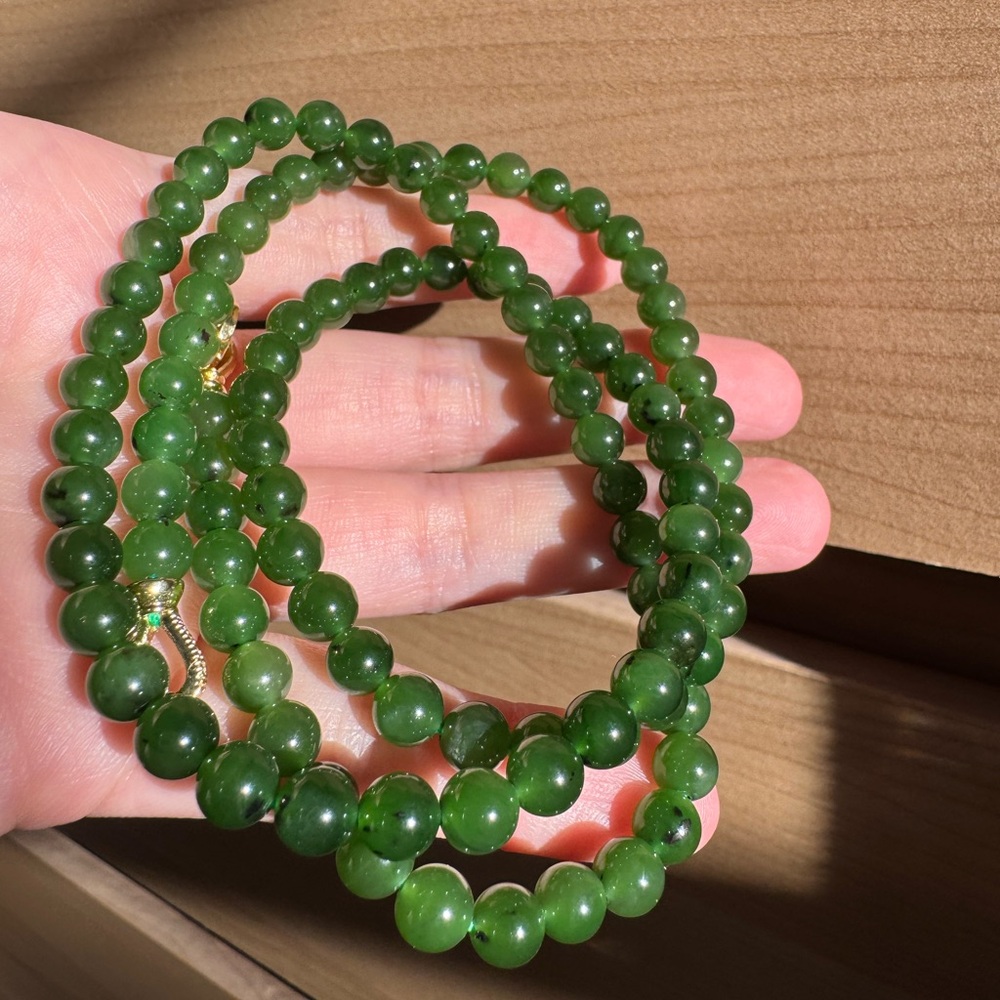 Hetian Jade 碧玉 long necklace